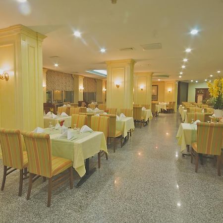 Grand Medya Hotel Istanbul Restaurant bilde